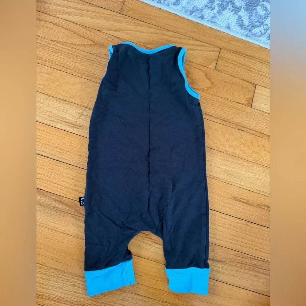 Rags to Raches Black Bodysuit with toy store characters 6-12